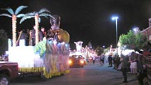 mardigrasparade.JPG (7903 bytes)